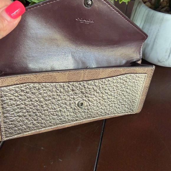 Coach Gold brown leather wallet - Picture 11 of 11